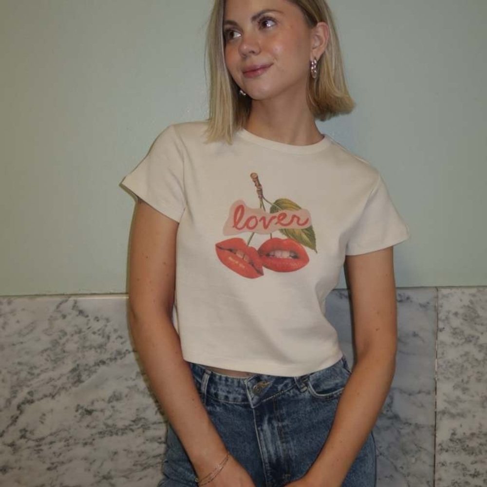 Ivory Graphic ‘LOVER’ Tee